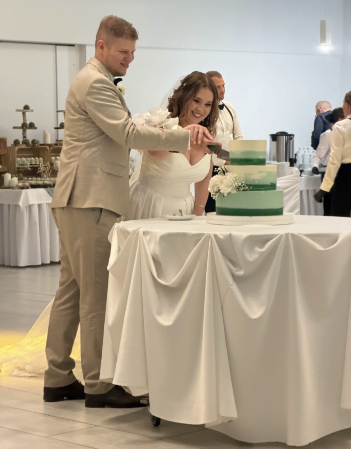Realizacja tortu weselnego i słodkiego stołu